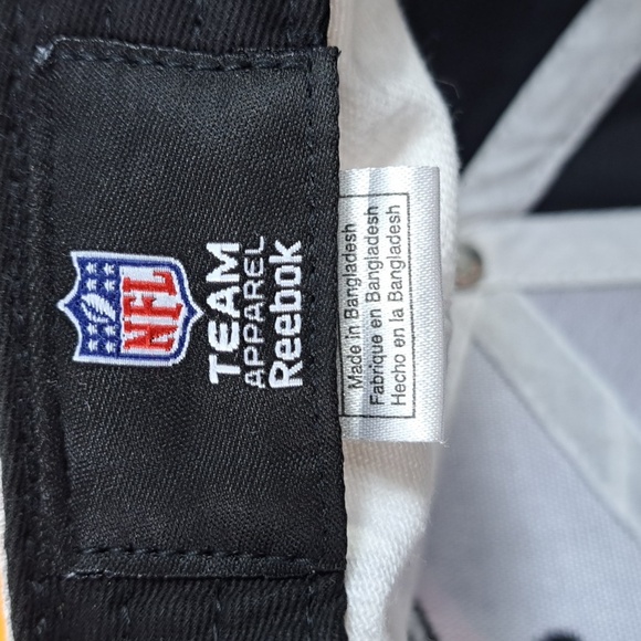 Y2K Atlanta Falcons Reebok stitched logo black & red AOP velcro tab NFL hat - Picture 9 of 10